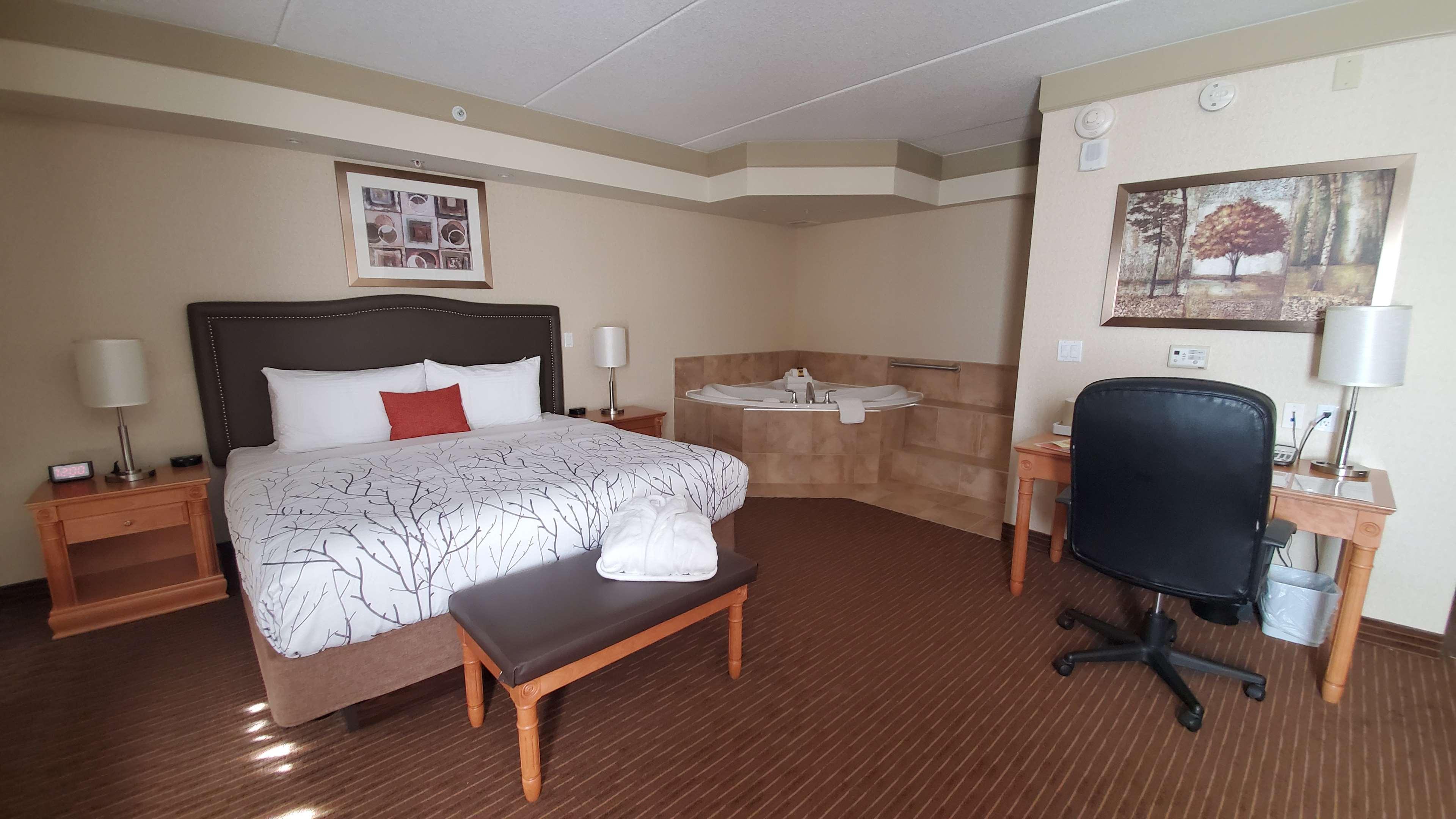 Best Western Plus Waterloo Bagian luar foto