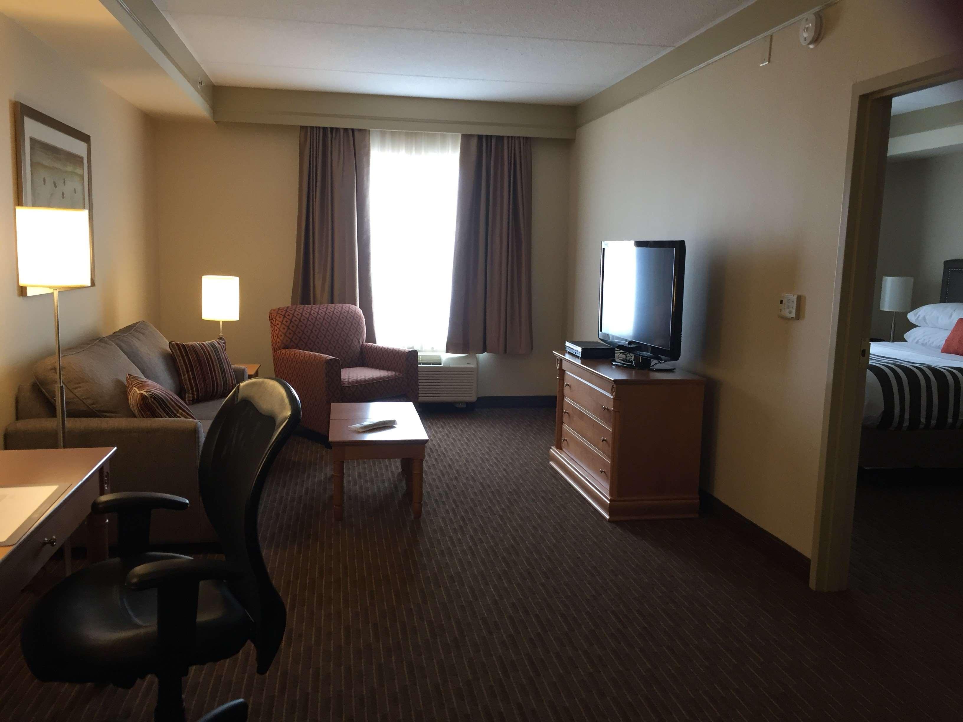 Best Western Plus Waterloo Bagian luar foto