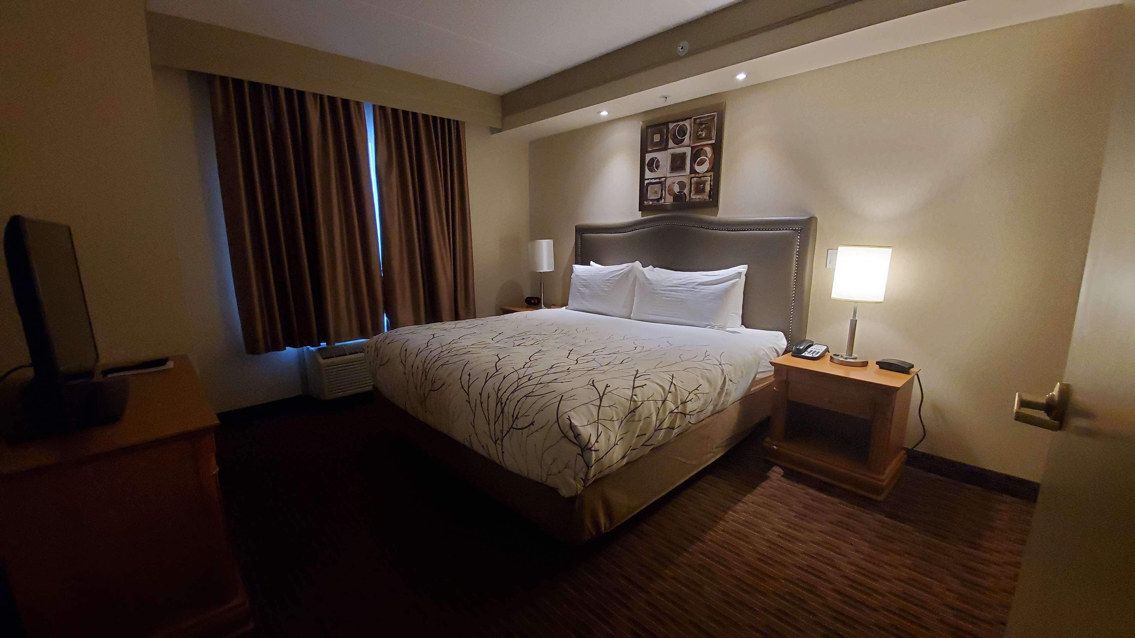 Best Western Plus Waterloo Bagian luar foto