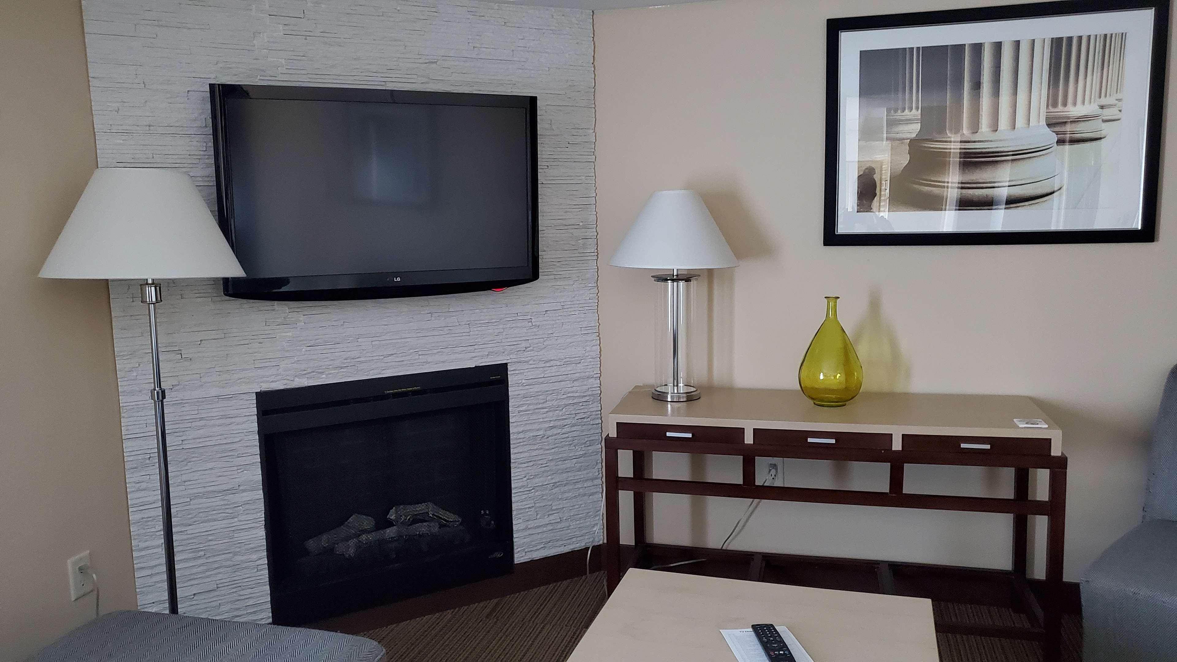 Best Western Plus Waterloo Bagian luar foto