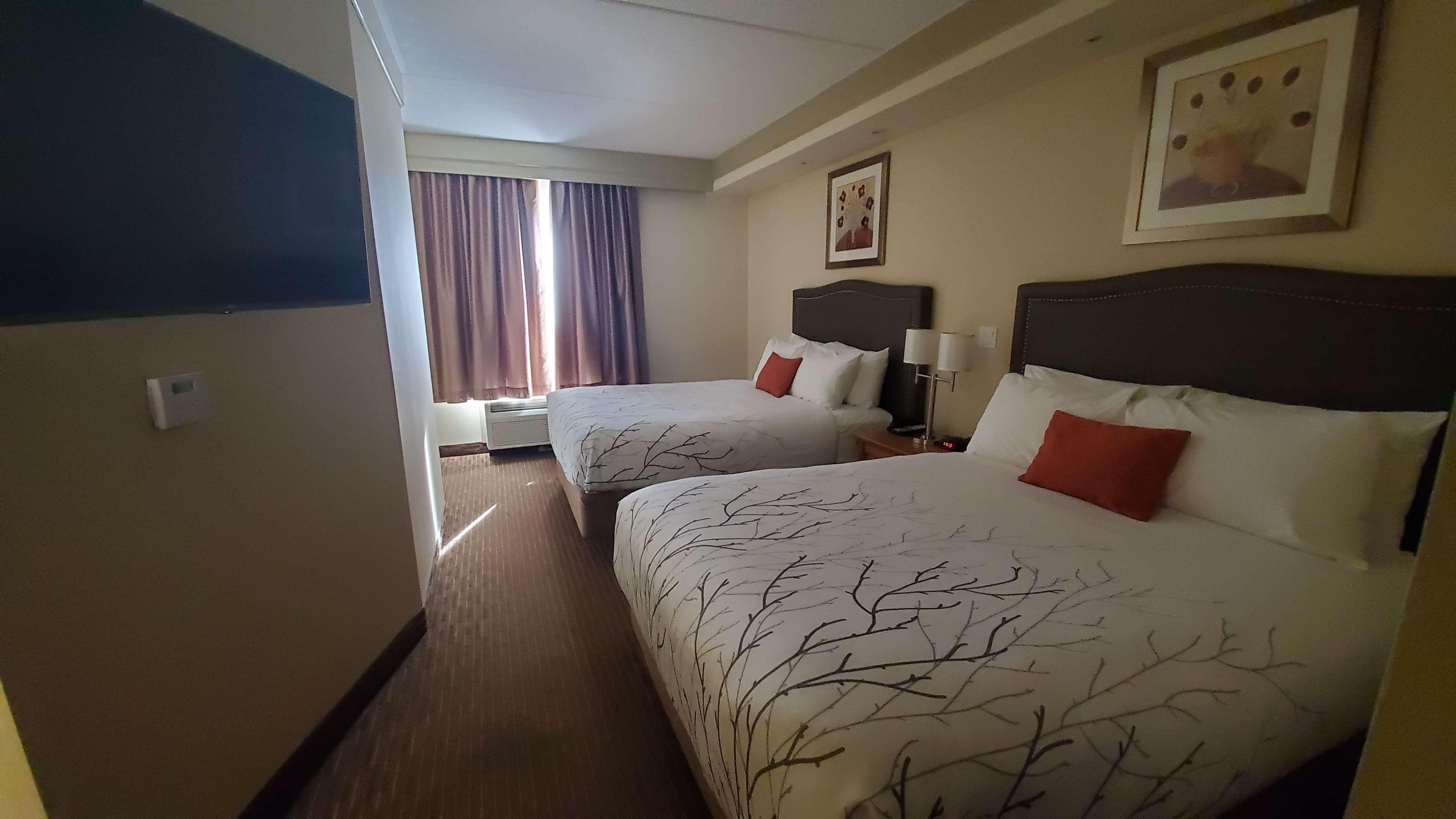 Best Western Plus Waterloo Bagian luar foto