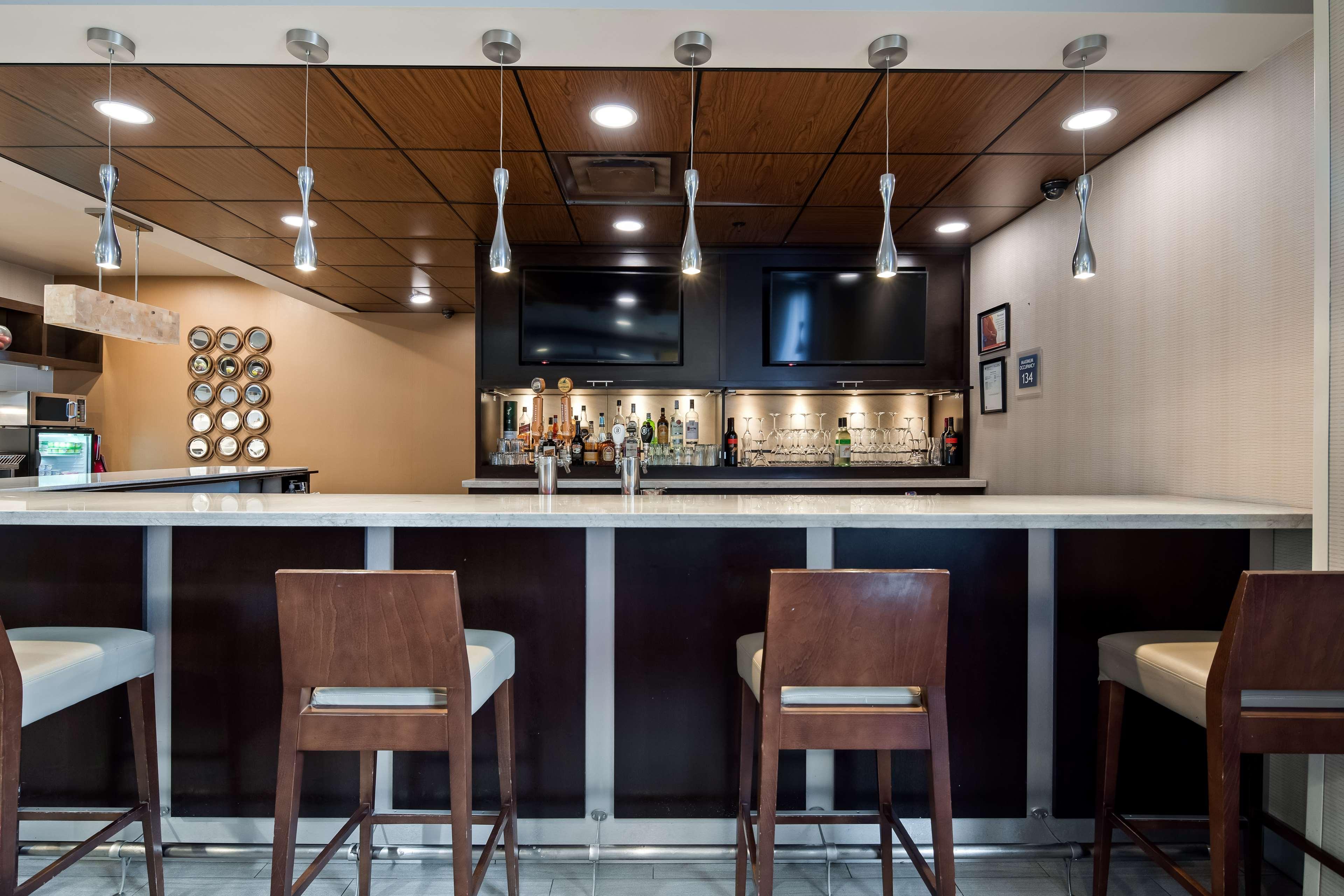 Best Western Plus Waterloo Bagian luar foto