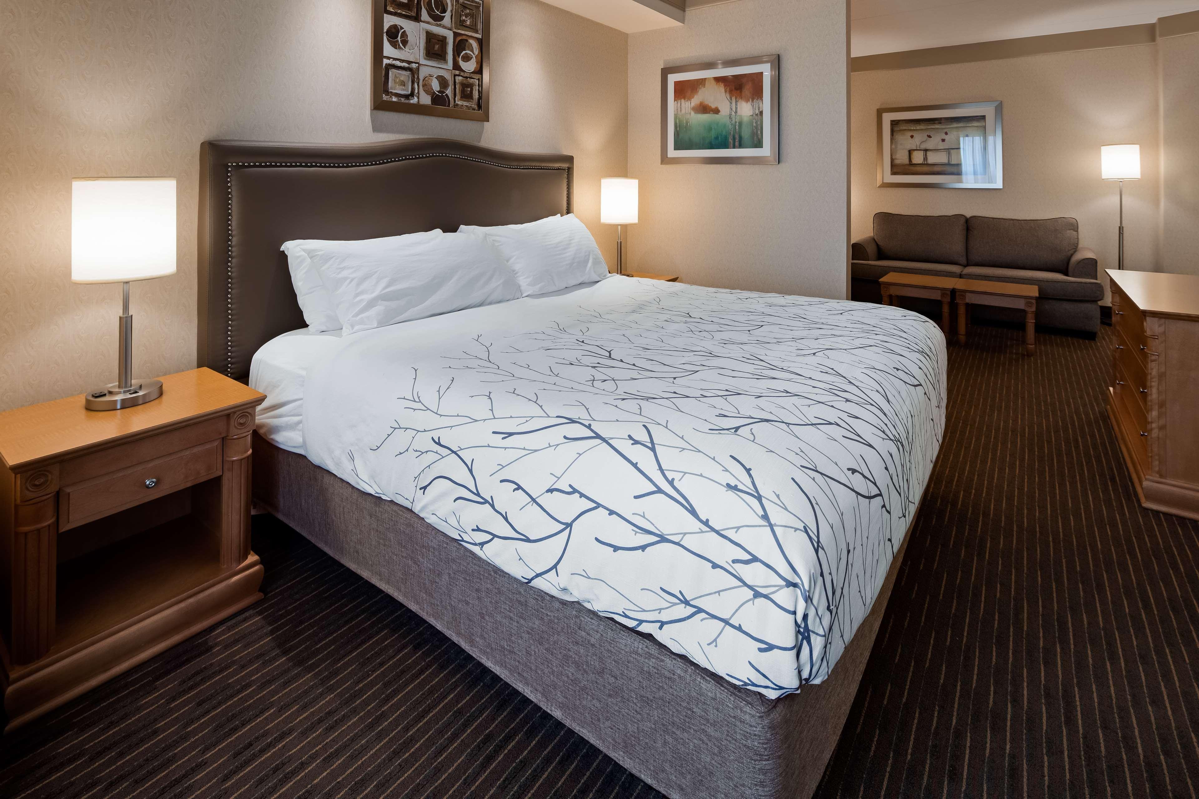 Best Western Plus Waterloo Bagian luar foto